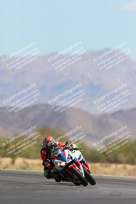 media/May-11-2024-SoCal Trackdays (Sat) [[cc414cfff5]]/9-Turn 14 (1125am)/